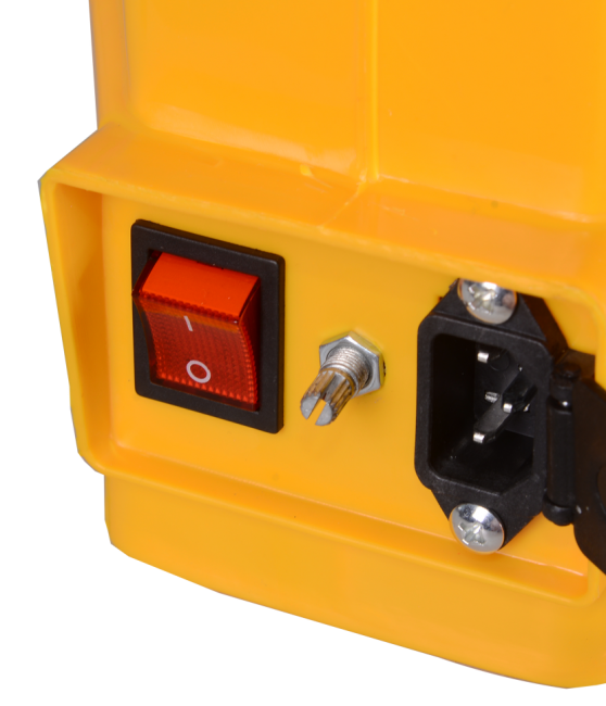 Опрыскиватель аккумуляторный Huter SP-12/8AC Опрыскиватель аккумуляторный Huter SP-12/8AC